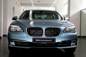 BMW ActiveHybrid 7 front view