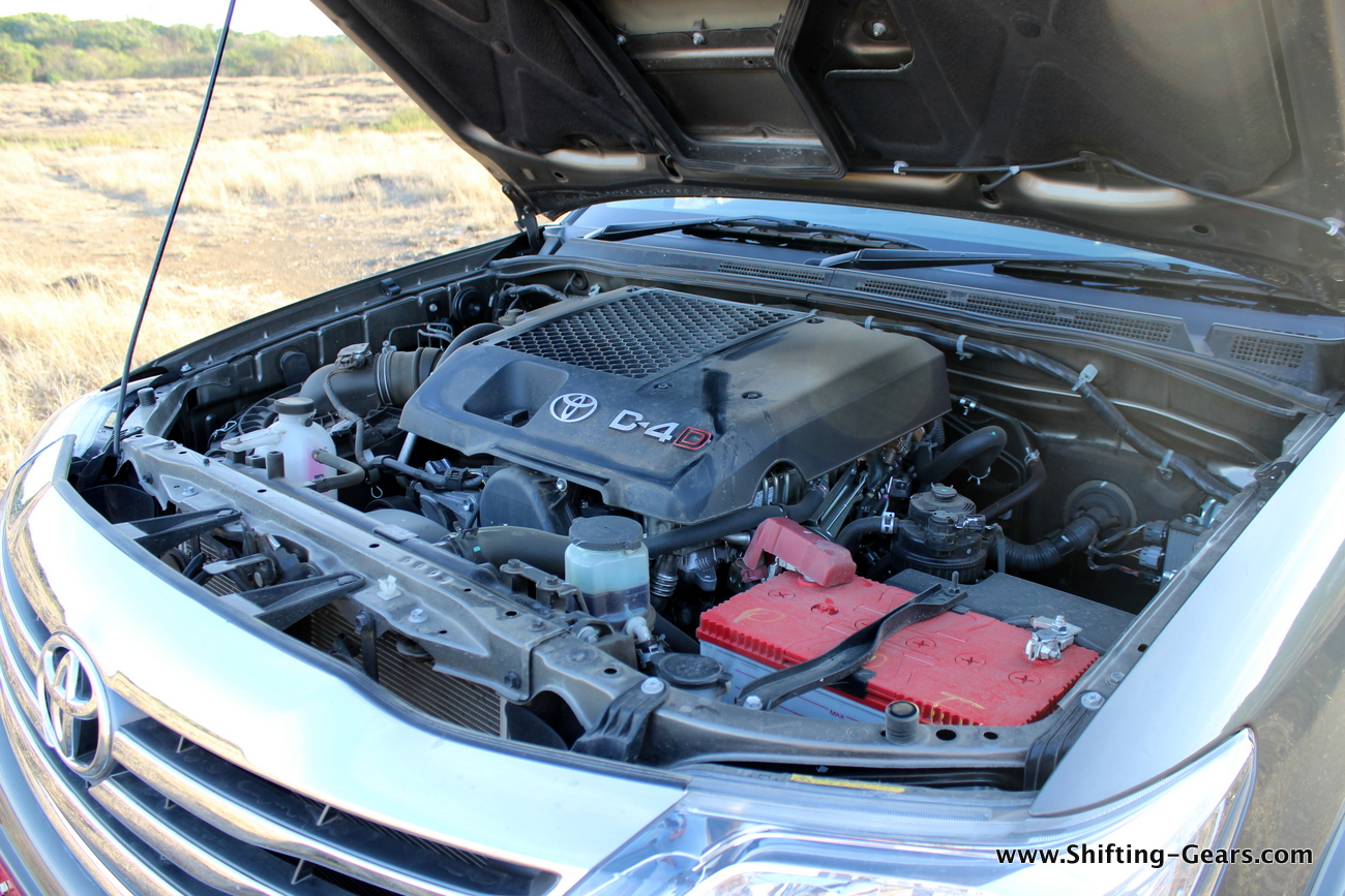 Toyota Fortuner 3.0L 4×4 AT: Review | Shifting-Gears