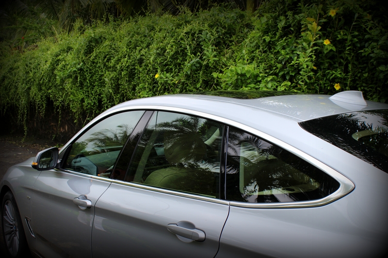 Chrome strip around the windows enhances the Gran Turismo styling