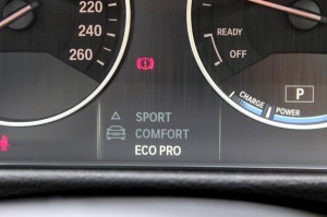 One can select from three driving modes: Eco Pro, comfort and sport