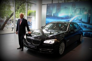 Mr. Philipp von Sahr, President, BMW Group with the BMW ActiveHybrid 7