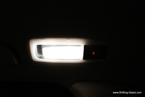 Reading lamp for the second row passenger