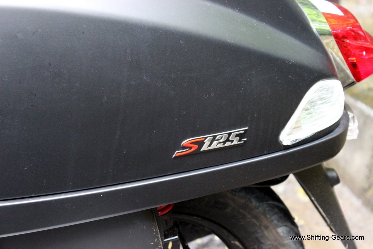 S badge with the engine capacity below the pillion seat (LHS)