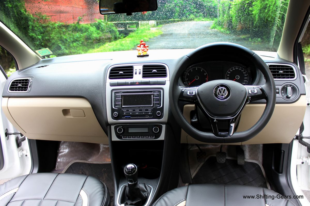 Dashboard design remains the same, but the centre console has been updated and gets silver accents