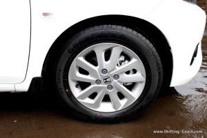 15" 5 bi-spoke alloy wheels in silver