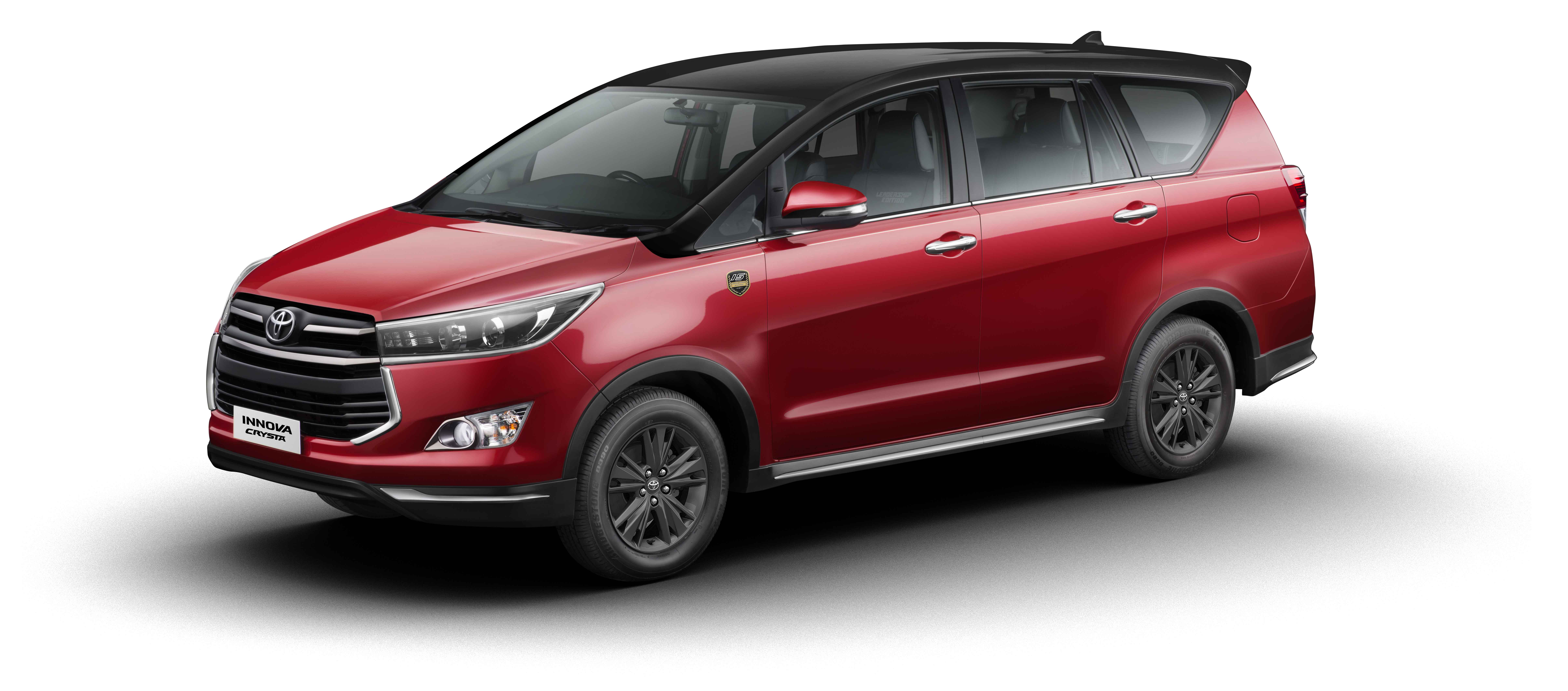 Toyota Innova Crysta Leadership Edition Launched At Inr 21 21 Lakh