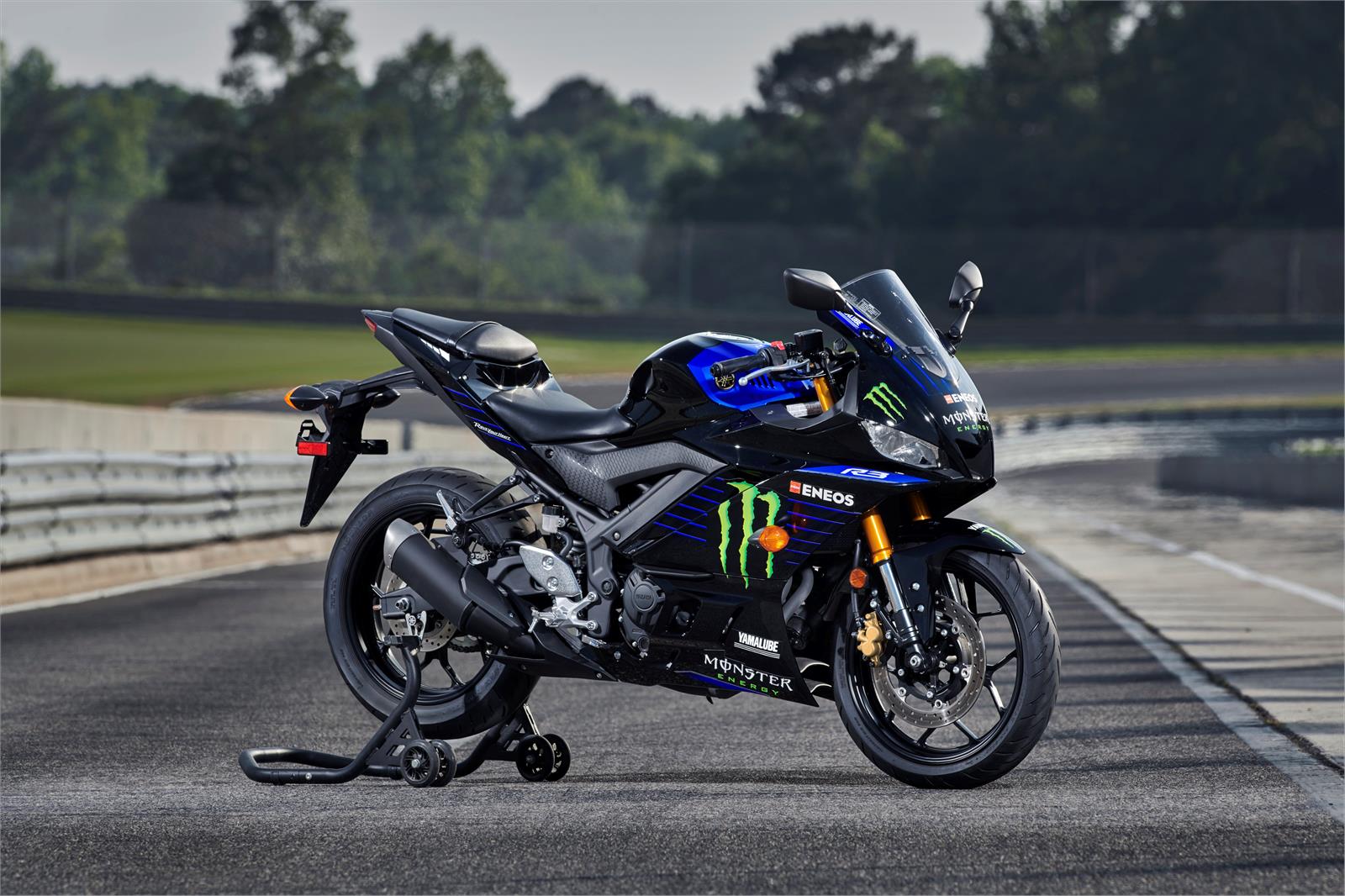 2021 Yamaha YZFR3 Monster Energy MotoGP Edition launched