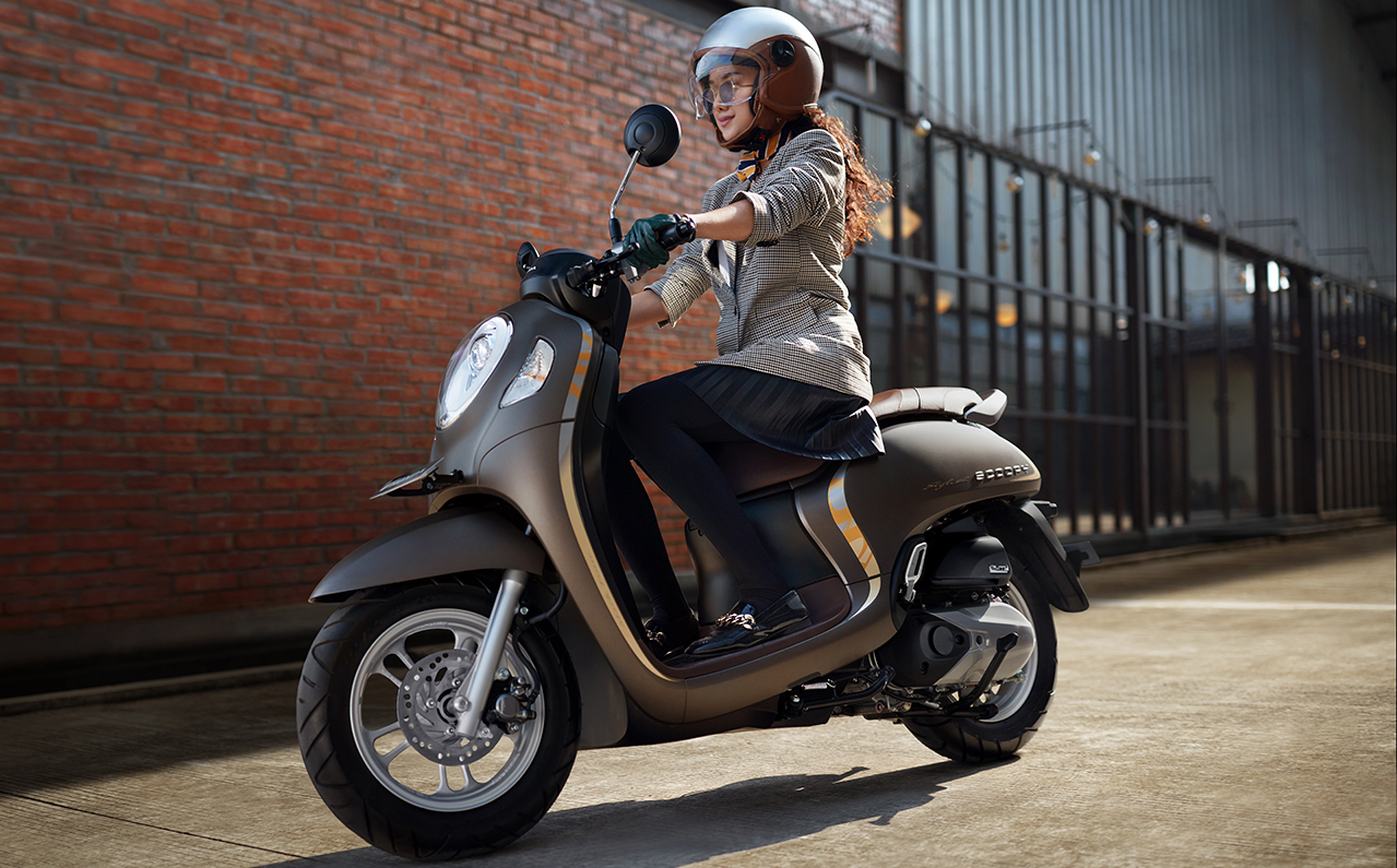 2021 Honda Scoopy is a unique looking scooter delivering