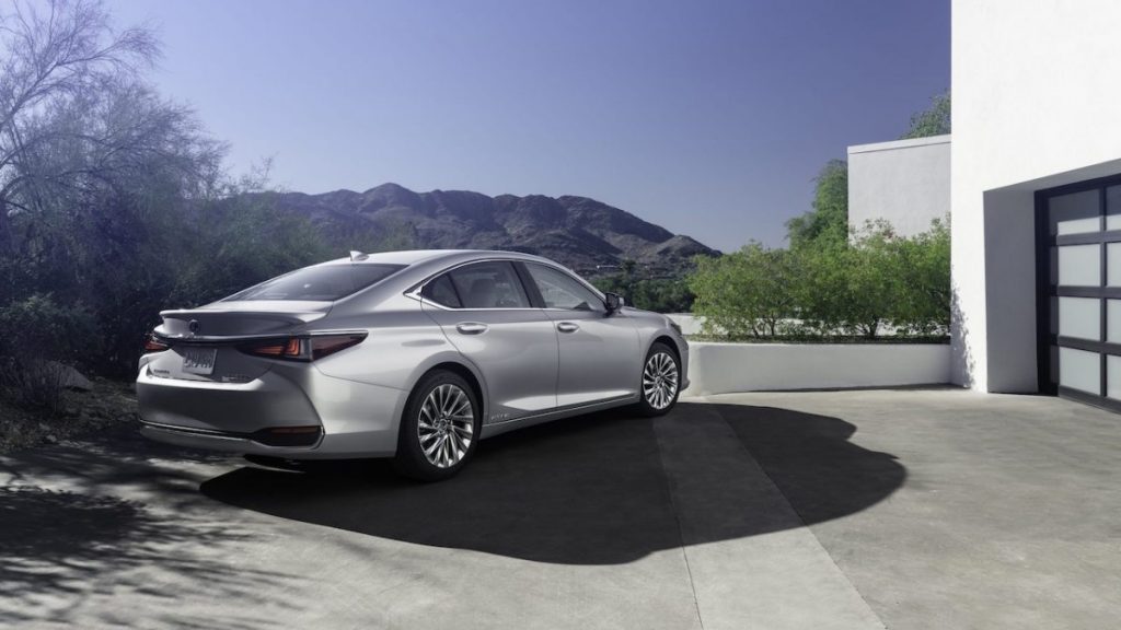 Lexus es300h 2022