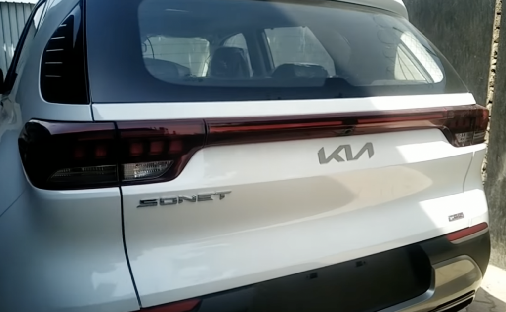 2021 Kia Sonet to get paddle shifters & more features - Shifting-Gears