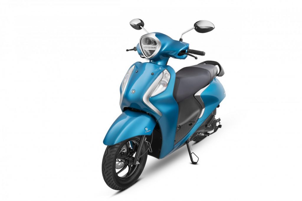 Yamaha Reveals Fascino 125 Fi Hybrid Scooter for India - Shifting-Gears