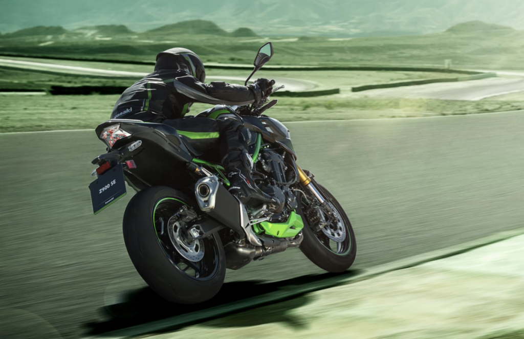 Kawasaki reveals Z900 SE with better hardware - Shifting-Gears