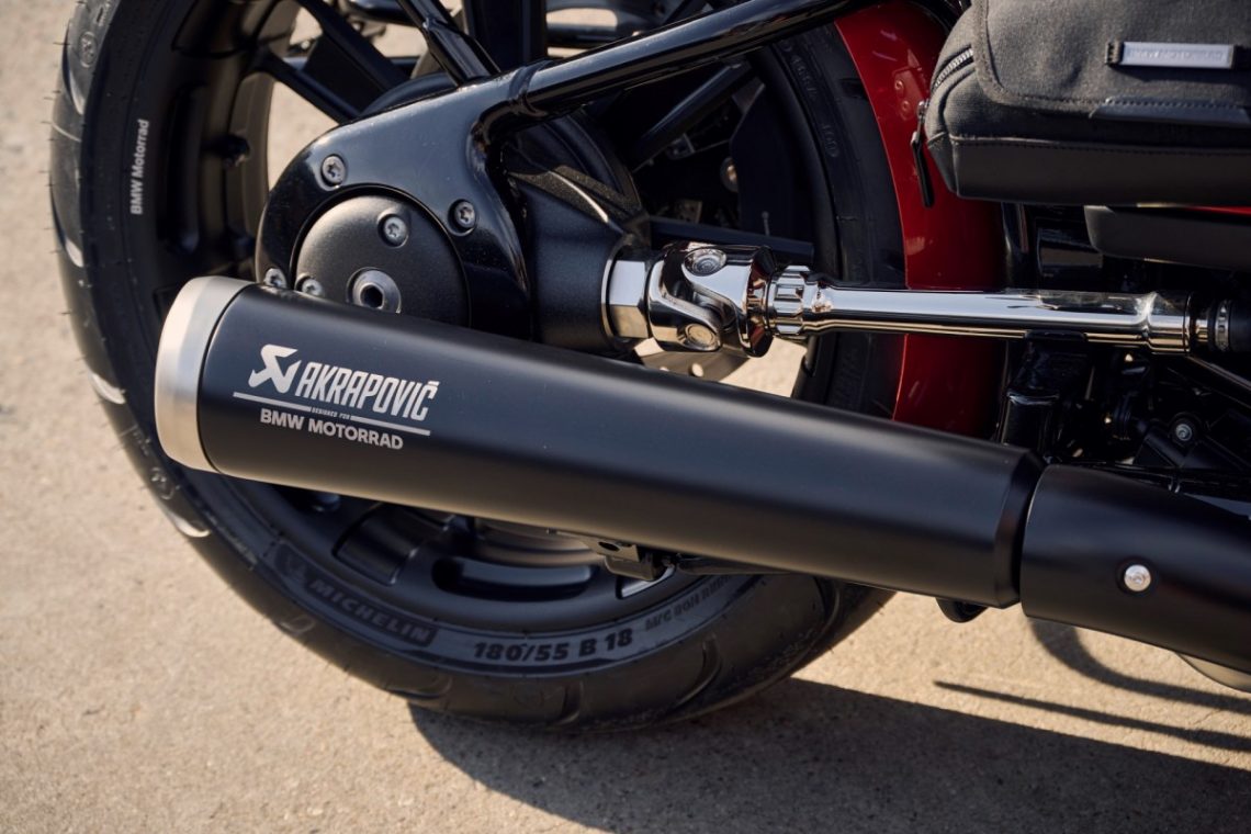 BMW Motorrad R18 Gets Akrapovic Exhausts – Shifting-Gears