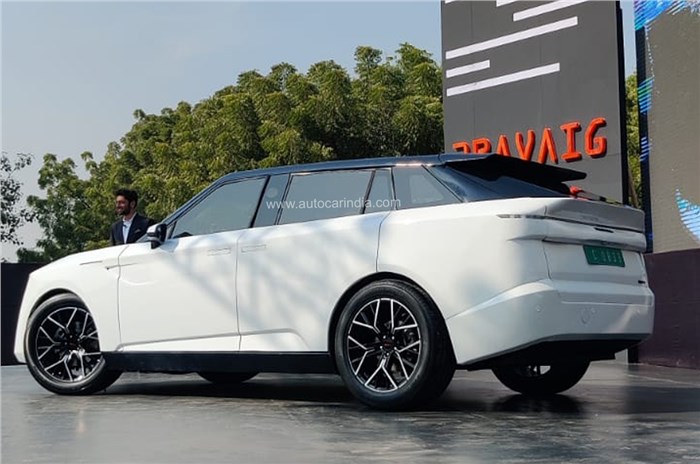 pravaig-reveals-defy-veer-electric-suv-priced-at-inr-39-5-lakh