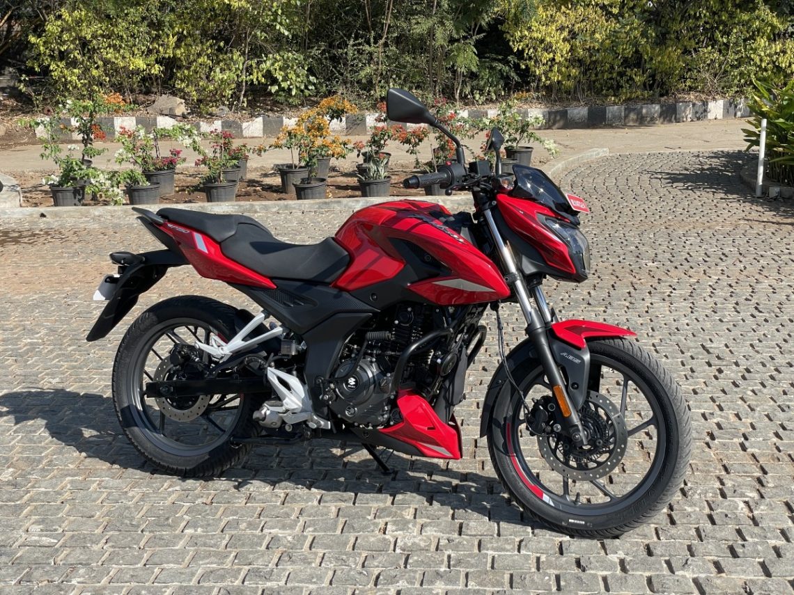 2022 Bajaj Pulsar P150 Review – Shifting-Gears