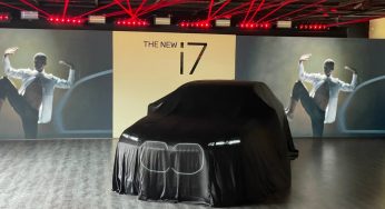 BMW launches i7 xDrive60 electric luxury sedan at INR  1,95,00,000