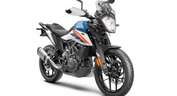 KTM 250 & 390 Adventure now available with free Givi Top-Box