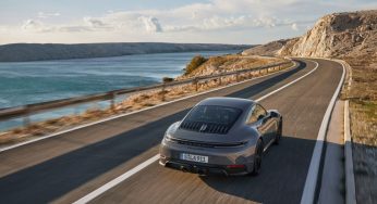 Porsche reveals new 911 Carrera GTS pumping 541 HP