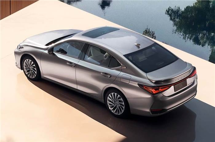 2025 Lexus ES