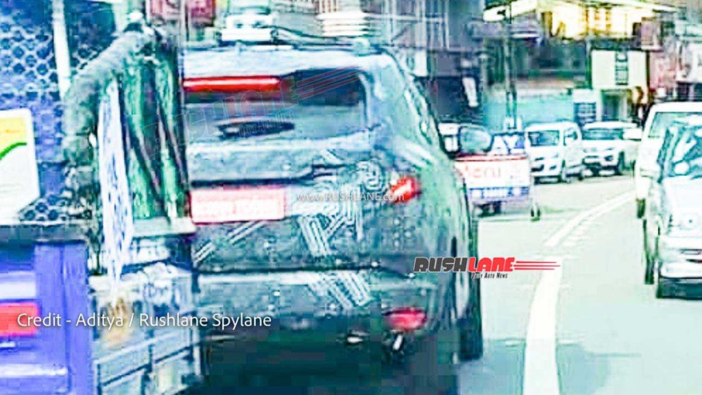 2025 Renault Duster Spied in India 4