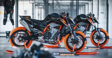 KTM Duke 890 R