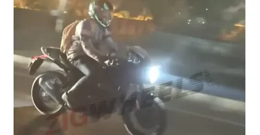 Triumph Thruxton 400